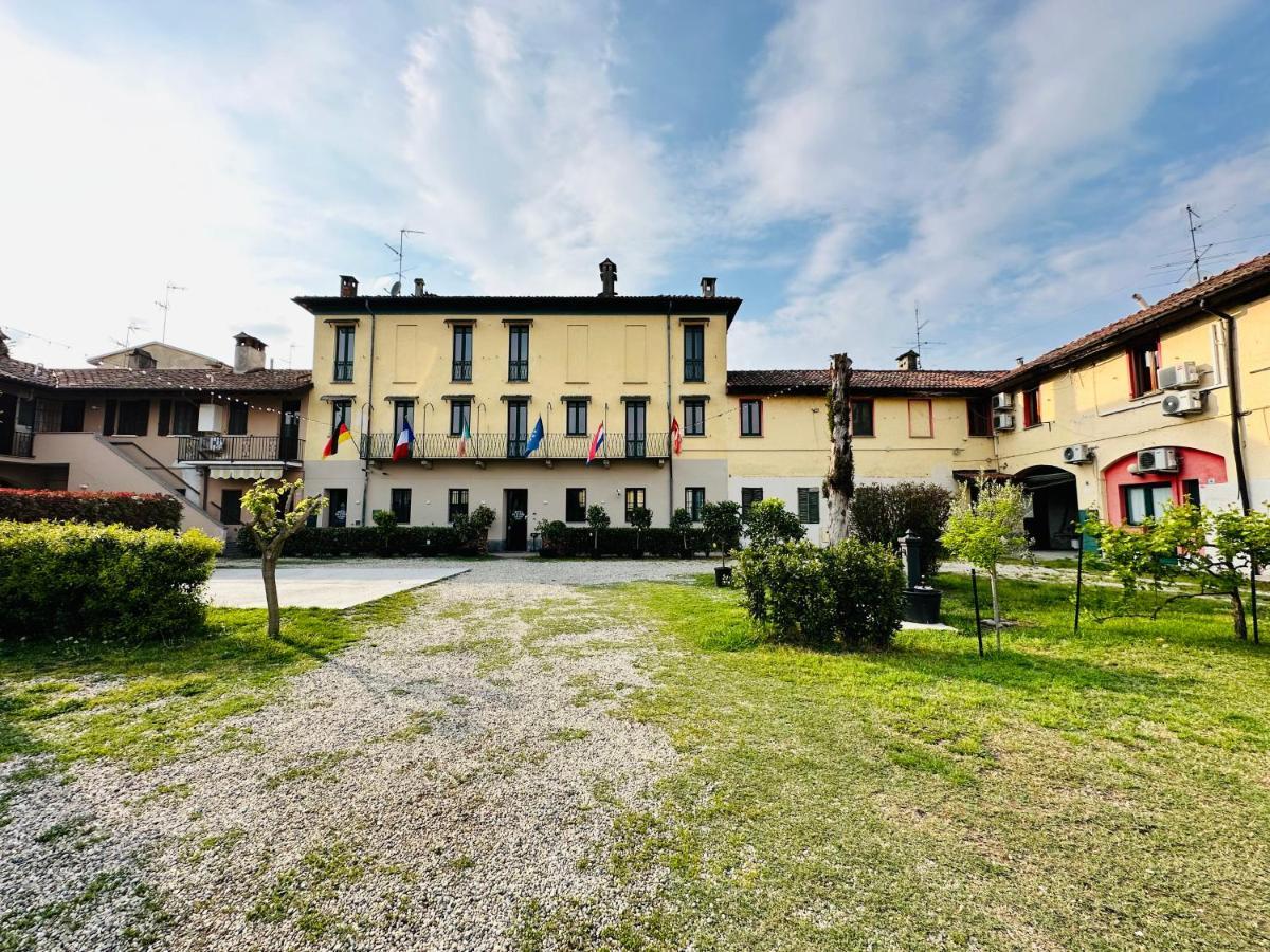 Hotel Duca Di Tromello Buitenkant foto